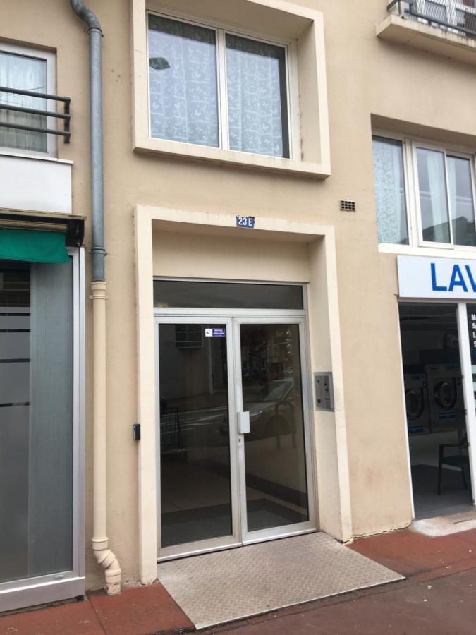 F2 En Centre Ville De Limoges Exterior photo